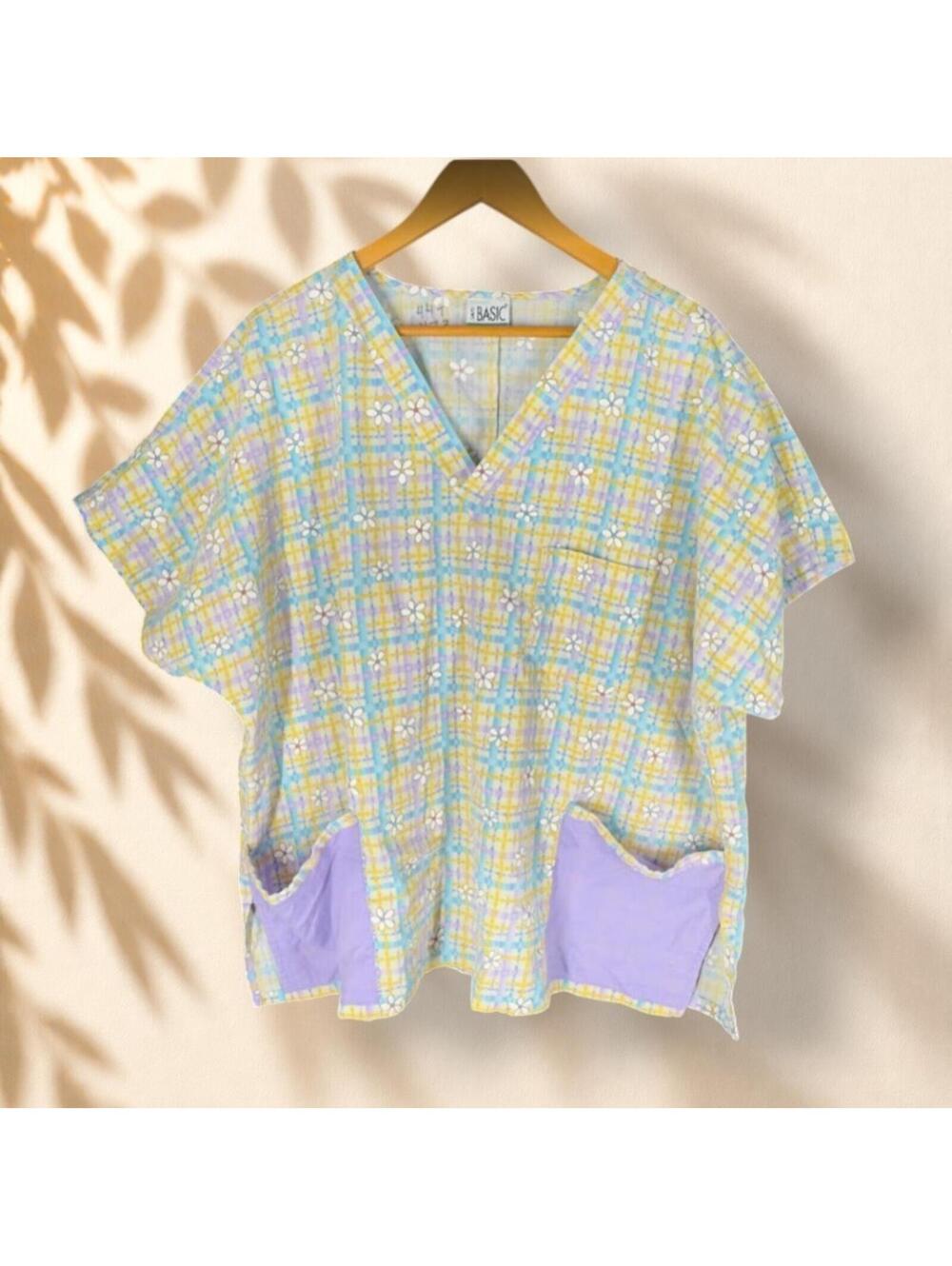 Simply Basic Scrub Top Women 3XL Blue Plaid Short Sleeve V-Neck Pockets Cotton